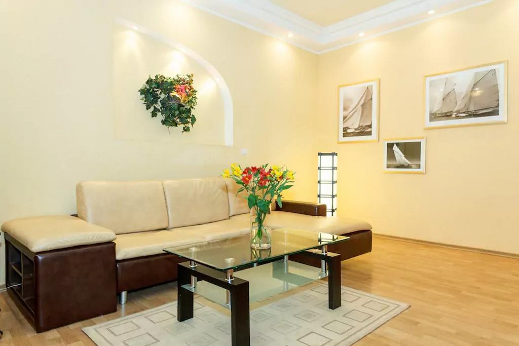 Apartment On Soborniy 177 Zaporizhia Eksteriør billede