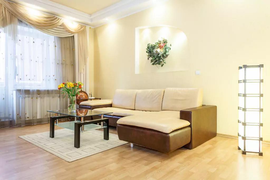 Apartment On Soborniy 177 Zaporizhia Eksteriør billede