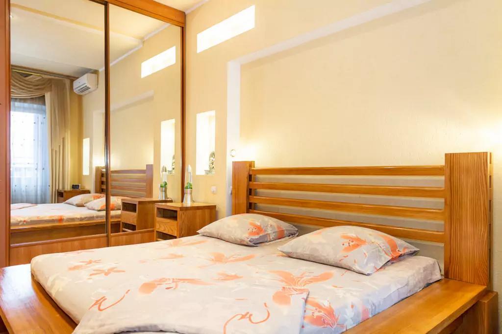 Apartment On Soborniy 177 Zaporizhia Eksteriør billede
